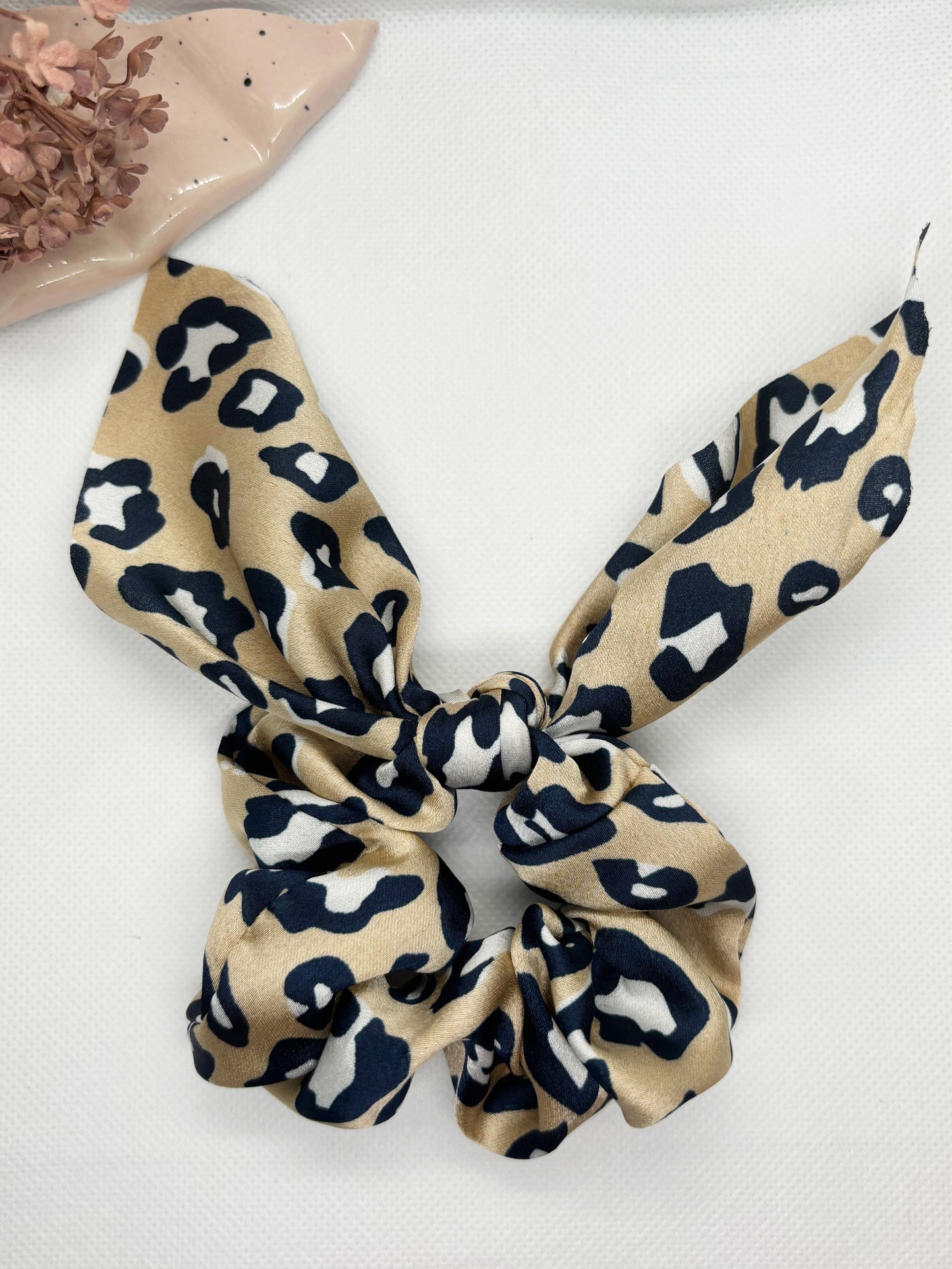 Leopard Print Bow Scrunchies